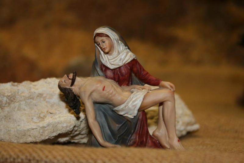 Passionsfiguren - Kreuzabnahme-Pieta Passionsfiguren - Kreuzabnahme-Pieta