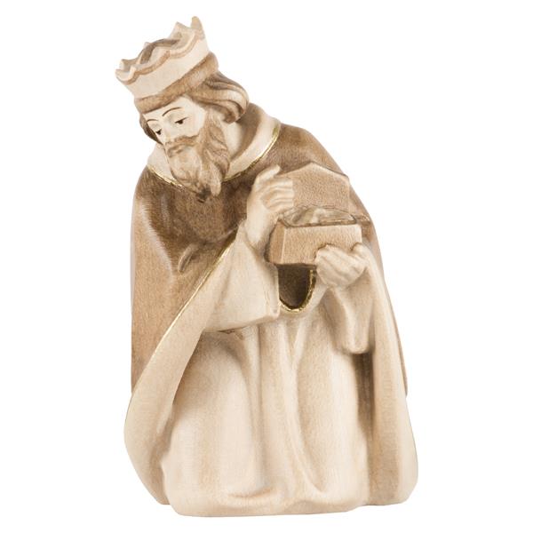König kniend