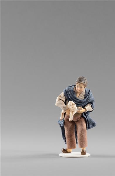 Junge mit Lamm Hannah alpin Junge mit Lamm Hannah alpin