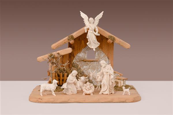 Set 8 Figuren + Stall Hl. Nacht Set 8 Figuren + Stall Hl. Nacht