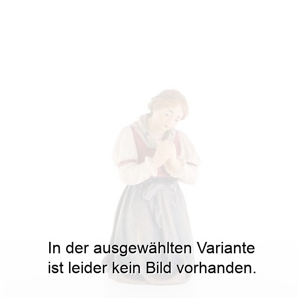Maria in Tracht