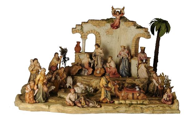 Stilkrippe orientalisch mit 24 Figuren Salcherkrippe