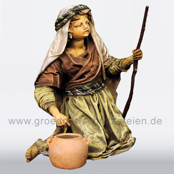 Junge kniend Junge kniend