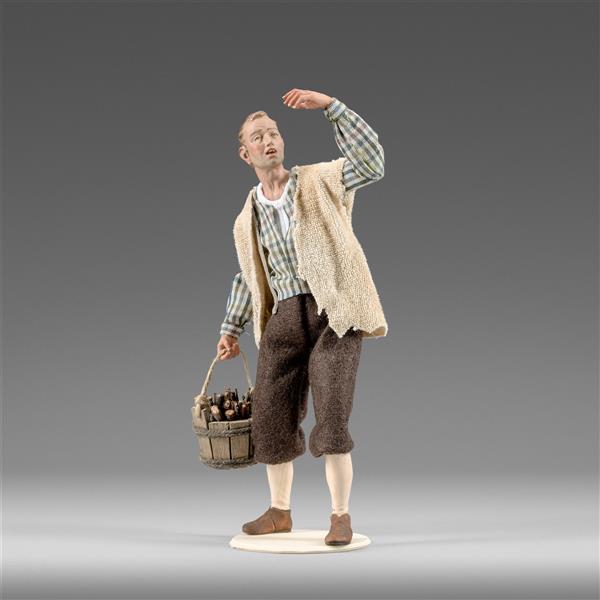 Junger Mann mit Eimer Junger Mann mit Eimer