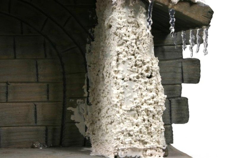 Weisser Mauerputz (selbstklebend)
