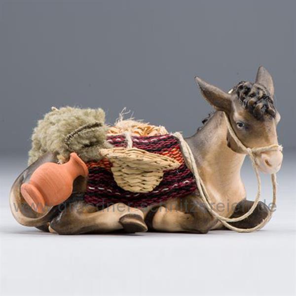 Esel liegend bepackt Esel liegend bepackt